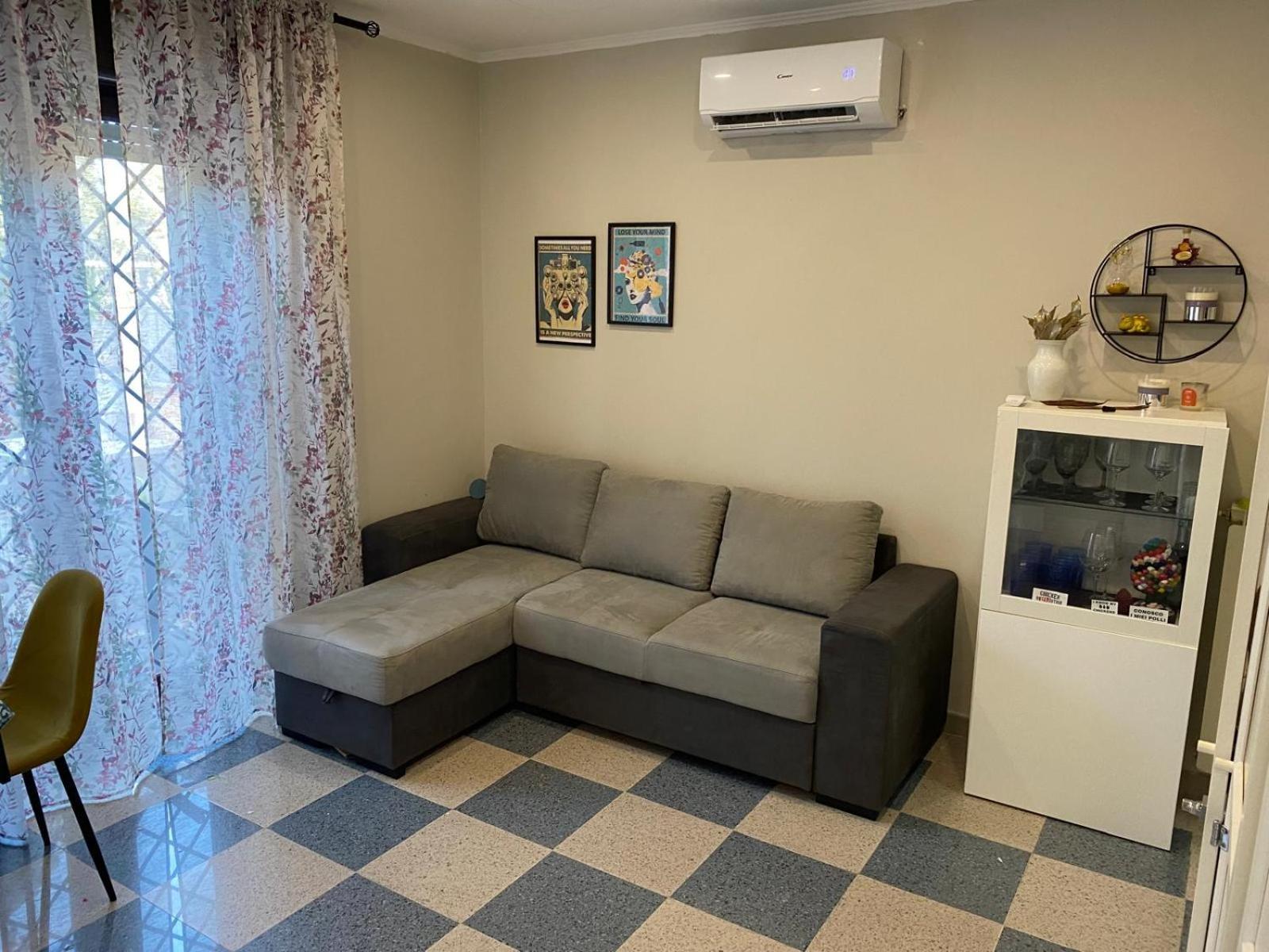 Holy Isle Garden Apartment Fiumicino